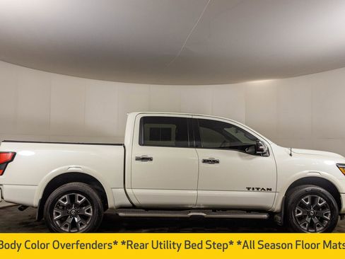 Used 2021 Nissan Titan Platinum Reserve w/ Moonroof Package AWD/4WD image 17