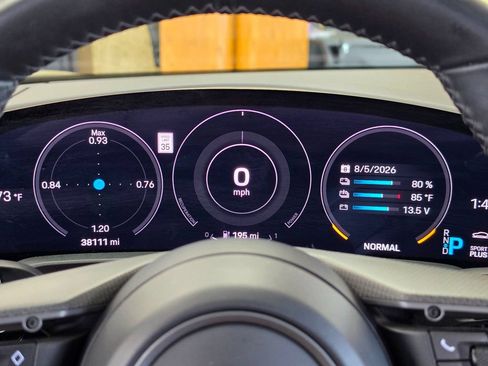Used 2020 Porsche Taycan Turbo S AWD/4WD image 38