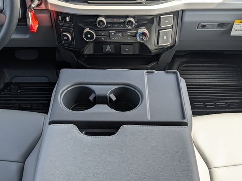 New 2026 Ford F250 XL w/ XL Off-Road Package image 20