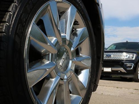 Used 2011 Lincoln MKZ FWD image 7