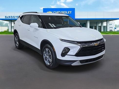 Used 2024 Chevrolet Blazer LT w/ Convenience Package AWD/4WD image 7