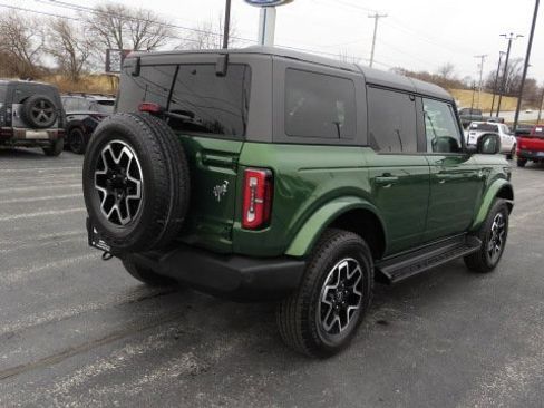 Used 2025 Ford Bronco Outer Banks image 7