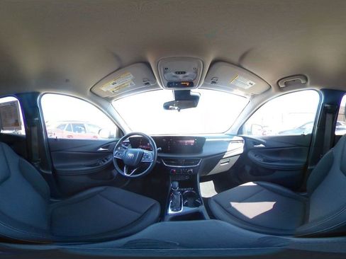 Used 2025 Buick Encore GX Preferred image 42