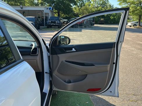 Used 2019 Hyundai Tucson Sport w/ Cargo Package FWD image 25