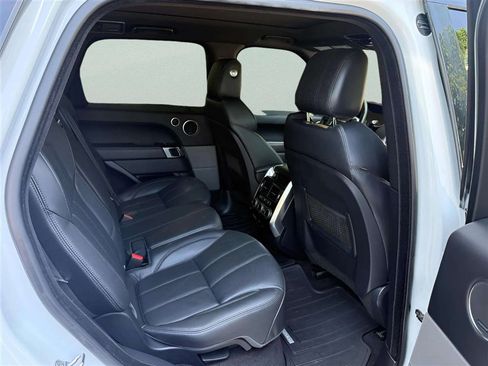 Used 2016 Land Rover Range Rover Sport Supercharged AWD/4WD image 16