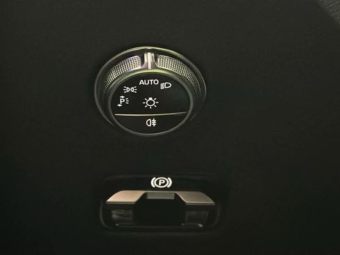 New 2026 Mercedes-Benz GLC 300 4MATIC image 17