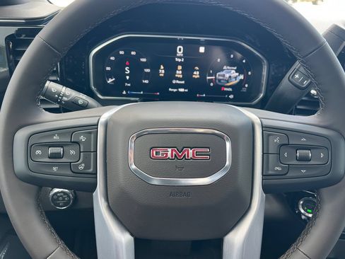 New 2026 GMC Sierra 2500 SLT w/ SLT Premium Package AWD/4WD image 18