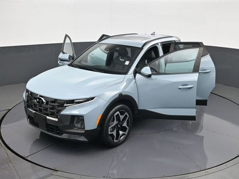 Certified 2023 Hyundai Santa Cruz Limited AWD/4WD image 30
