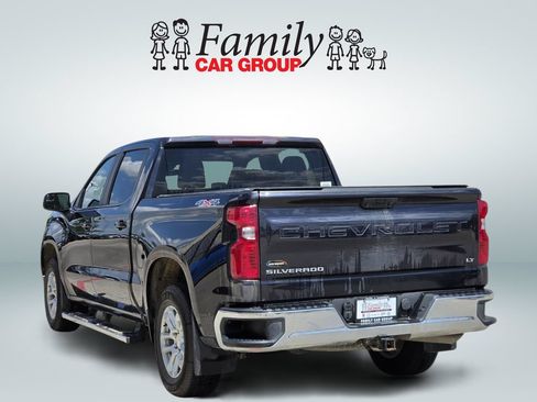 Used 2023 Chevrolet Silverado 1500 LT AWD/4WD image 3