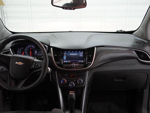 Used 2018 Chevrolet Trax LS w/ LPO, Protection Package image 29