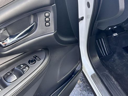 Used 2022 Nissan Murano SL image 21