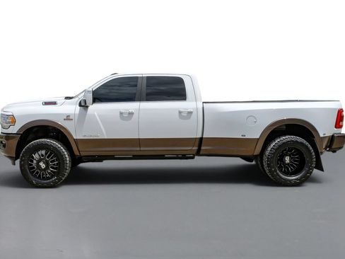Used 2023 RAM 3500 Limited AWD/4WD image 10