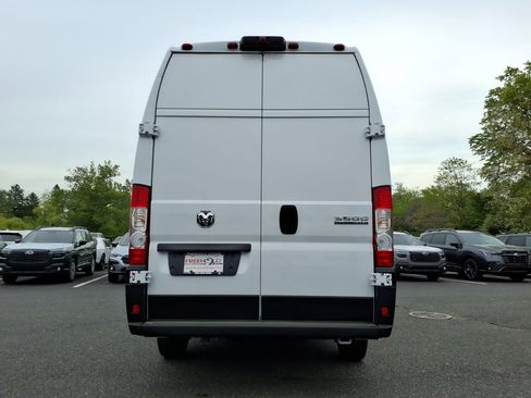 Used 2025 RAM ProMaster 3500 FWD image 17