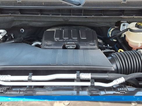 Used 2022 Chevrolet Silverado 1500 Custom Trail Boss AWD/4WD image 27