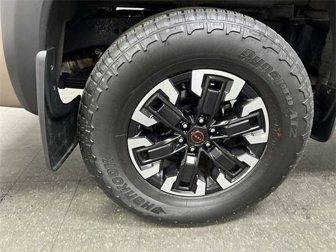 Used 2024 Nissan Frontier PRO-4X w/ Off-Road Protection Package image 31