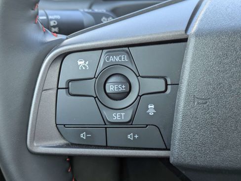 Used 2026 Nissan Sentra SR w/ Floor Mat Package FWD image 15