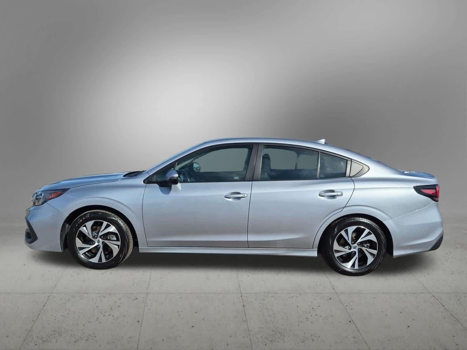 Used 2024 Subaru Legacy Premium AWD/4WD image 3