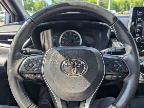 Used 2021 Toyota Corolla SE w/ SE Premium Package FWD image 23