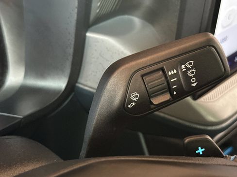 Used 2025 Ford Maverick Lobo AWD/4WD image 34