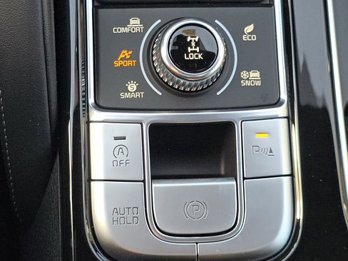 New 2025 Kia Telluride S image 32