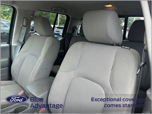 Used 2018 Nissan Frontier SV AWD/4WD image 11