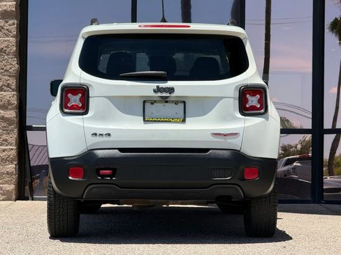 Used 2015 Jeep Renegade Trailhawk w/ Popular Equipment Group AWD/4WD image 10