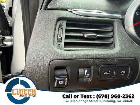 Used 2015 Chevrolet Impala LT w/ Convenience Package FWD image 24