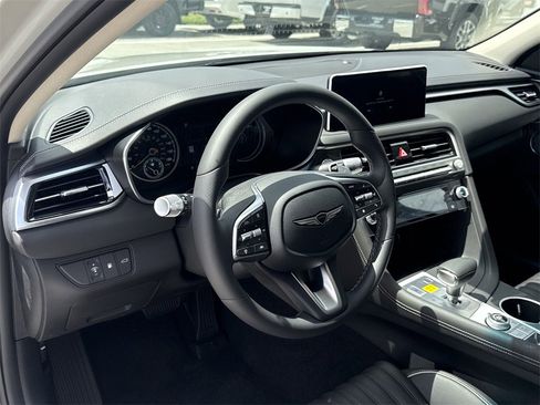 New 2026 Genesis G70 2.5T Prestige image 10