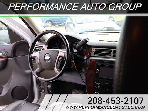 Used 2013 Chevrolet Tahoe LT w/ Luxury Package image 17