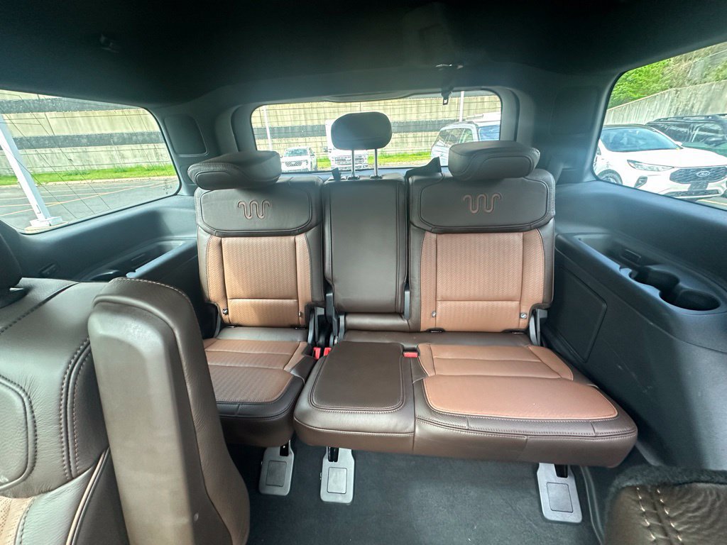 Used 2025 Ford Expedition King Ranch AWD/4WD image 12