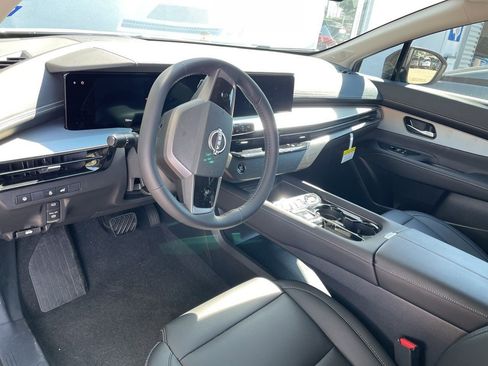 Certified 2025 Nissan Murano SL image 8