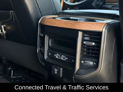Used 2022 RAM 2500 Limited AWD/4WD image 38