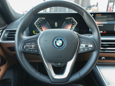 Certified 2023 BMW i4 eDrive40 w/ Premium Package image 18