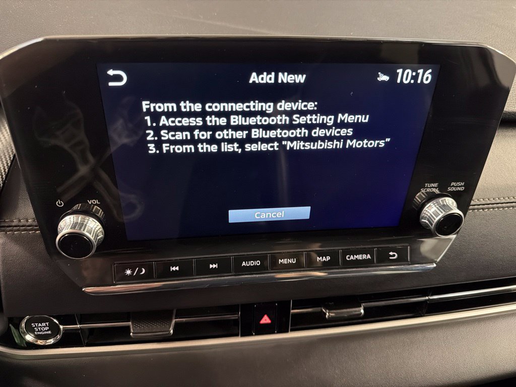 Used 2024 Mitsubishi Outlander SE AWD/4WD image 11