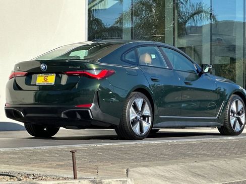 Used 2022 BMW i4 eDrive40 image 3