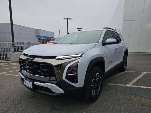 New 2026 Chevrolet Equinox ACTIV w/ Convenience Package III image 3