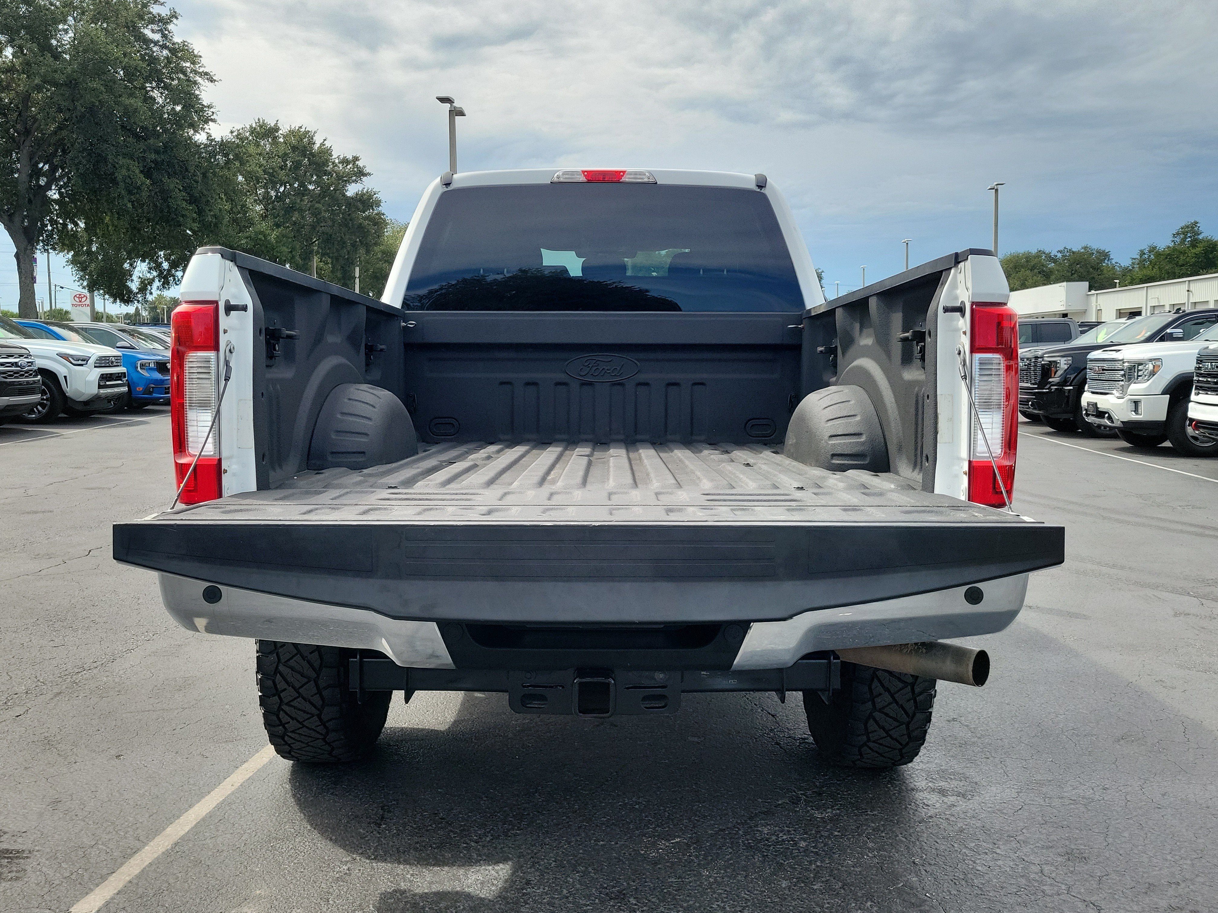 Used 2019 Ford F250 XLT w/ XLT Value Package AWD/4WD image 9