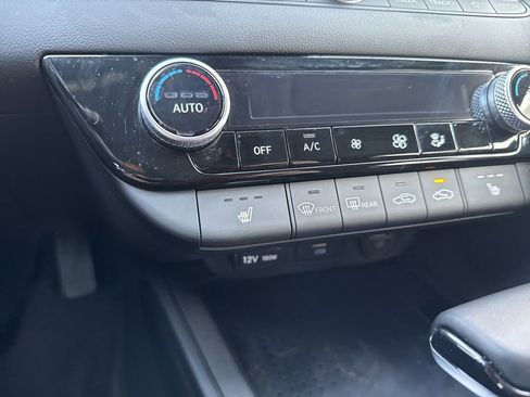 Used 2023 Hyundai Elantra SEL w/ Convenience Package FWD image 34
