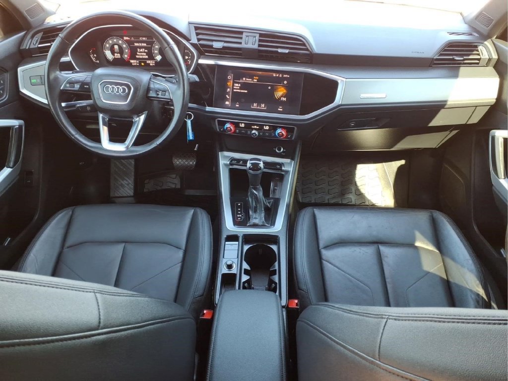 Used 2022 Audi Q3 2.0T Premium AWD/4WD image 17