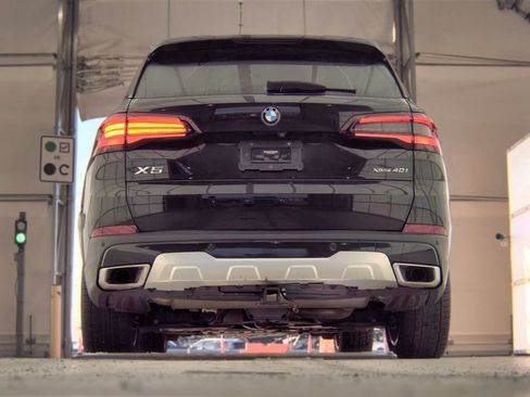 Used 2021 BMW X5 xDrive40i w/ Premium Package AWD/4WD image 8