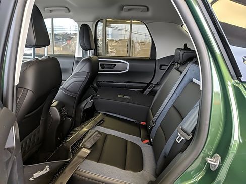 Used 2025 Ford Bronco Sport Outer Banks w/ Outer Banks Tech Package+ image 13