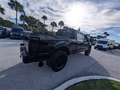 Used 2020 Ford F350 Platinum w/ FX4 Off-Road Package image 15