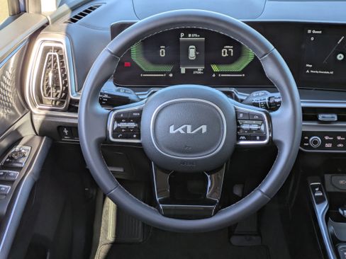 Certified 2025 Kia Sorento S w/ Panoramic Sunroof Package image 22