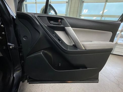 Used 2015 Subaru Forester 2.5i Premium w/ All-Weather Package image 25