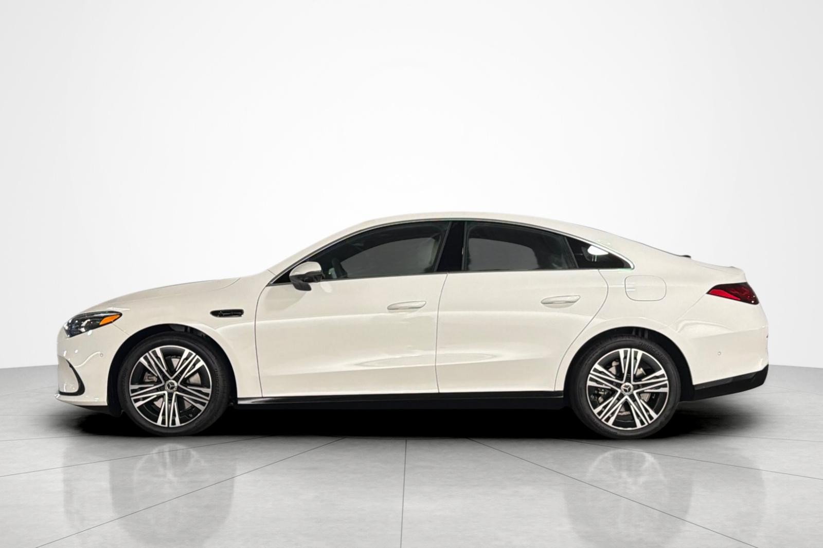 New 2027 Mercedes-Benz CLA 220 image 2