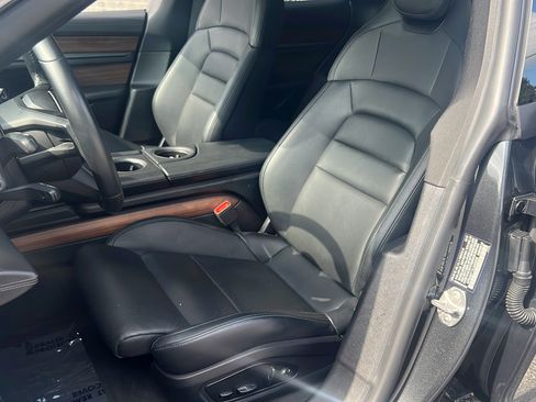 Certified 2020 Porsche Taycan 4S AWD/4WD image 15