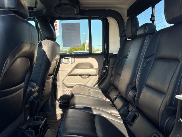 Used 2020 Jeep Gladiator Overland w/ Uconnect 4C Nav & Sound Group AWD/4WD image 11