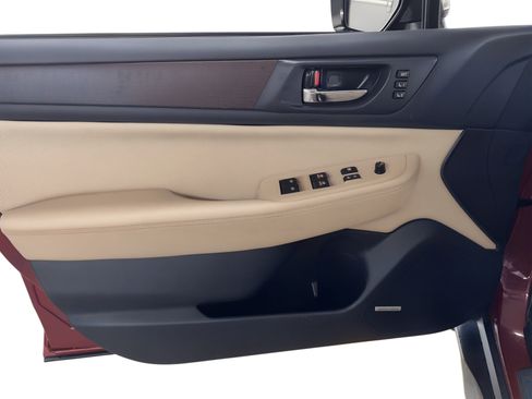 Used 2017 Subaru Outback 2.5i Limited image 14