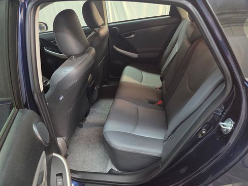Used 2015 Toyota Prius Five w/ Advanced Technology Package FWD image 16