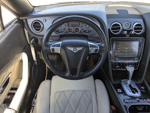 Used 2013 Bentley Continental GT image 18